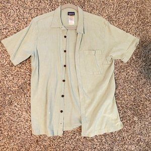 Button down short sleeve shirt.